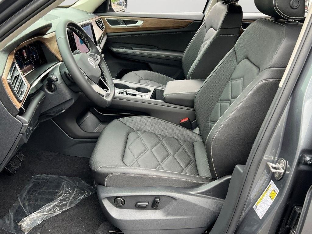 2025 Volkswagen Atlas 2.0T SE