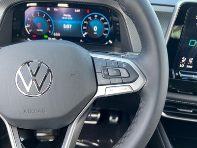 2026 Volkswagen Atlas Cross Sport 2.0T SEL R-Line Black