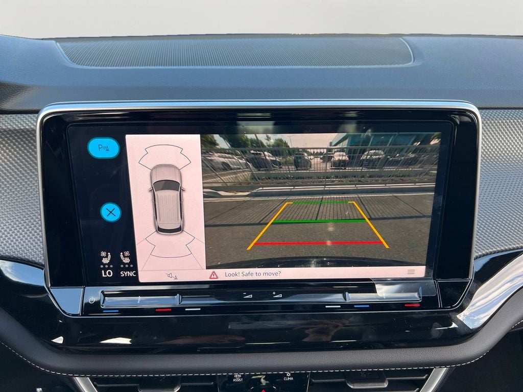 2026 Volkswagen Atlas Cross Sport 2.0T SEL R-Line Black