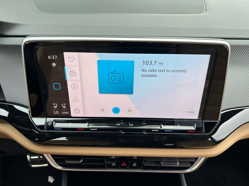 2026 Volkswagen Atlas Cross Sport 2.0T SEL R-Line Black