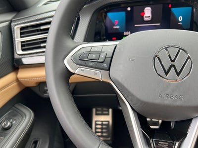 2026 Volkswagen Atlas Cross Sport 2.0T SEL R-Line Black