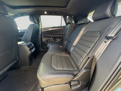 2026 Volkswagen Atlas Cross Sport 2.0T SEL R-Line Black