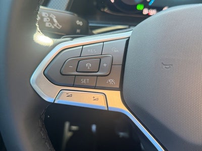 2026 Volkswagen Atlas Cross Sport 2.0T SEL R-Line Black