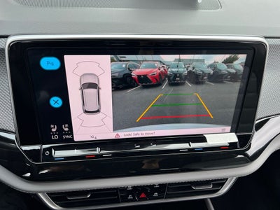 2026 Volkswagen Atlas Cross Sport 2.0T SEL R-Line Black