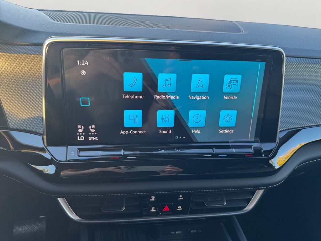 2026 Volkswagen Atlas Cross Sport 2.0T SEL