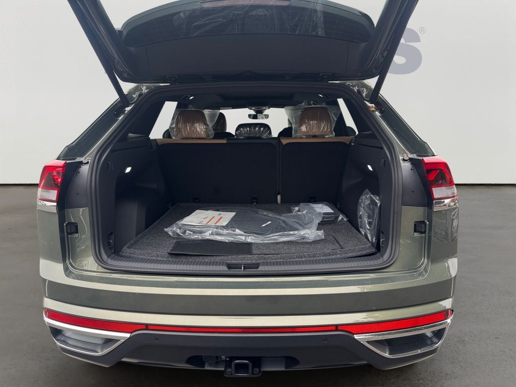 2026 Volkswagen Atlas Cross Sport 2.0T SEL