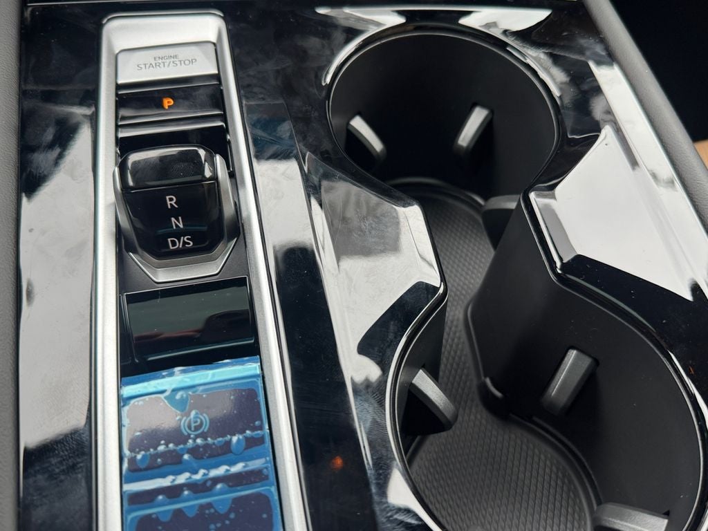 2026 Volkswagen Atlas Cross Sport 2.0T SEL