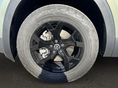2026 Volkswagen Atlas 2.0T Peak Edition