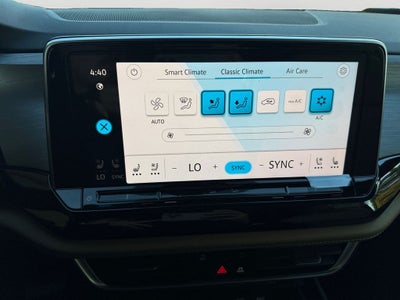 2026 Volkswagen Atlas Cross Sport 2.0T SE