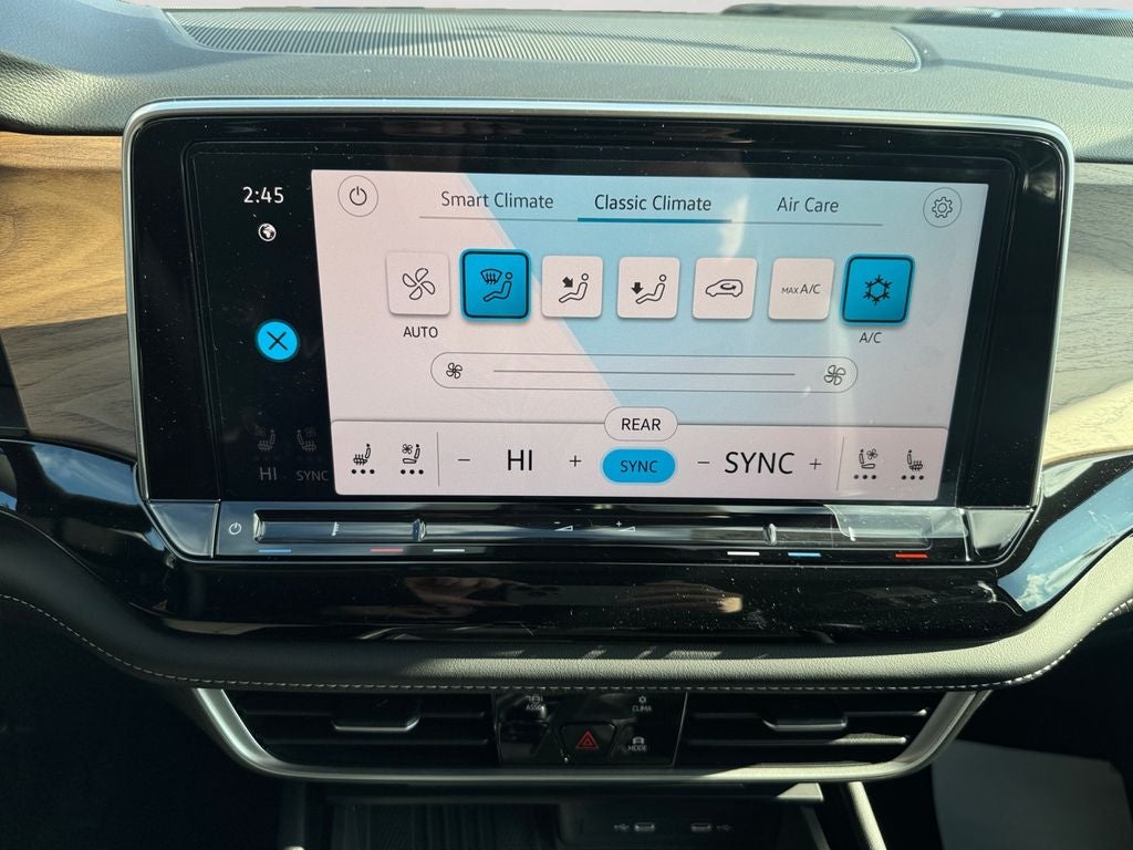 2026 Volkswagen Atlas 2.0T SE