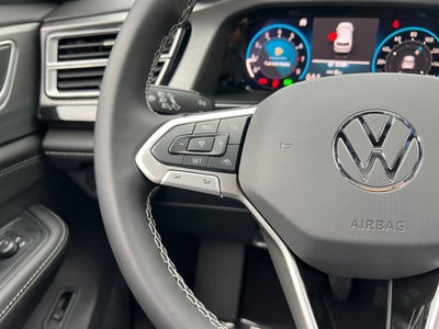 2026 Volkswagen Atlas Cross Sport 2.0T SE w/Technology