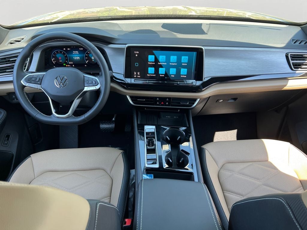 2026 Volkswagen Atlas Cross Sport 2.0T SE w/Technology