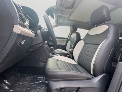 2026 Volkswagen Taos 1.5T SEL