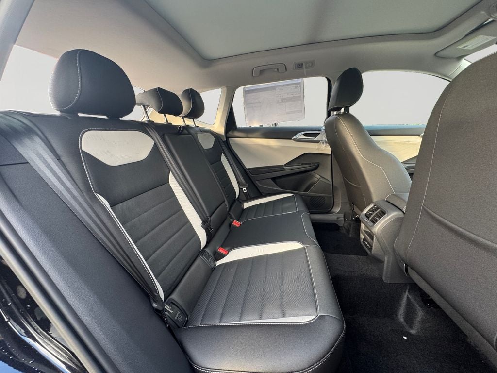 2026 Volkswagen Taos 1.5T SEL