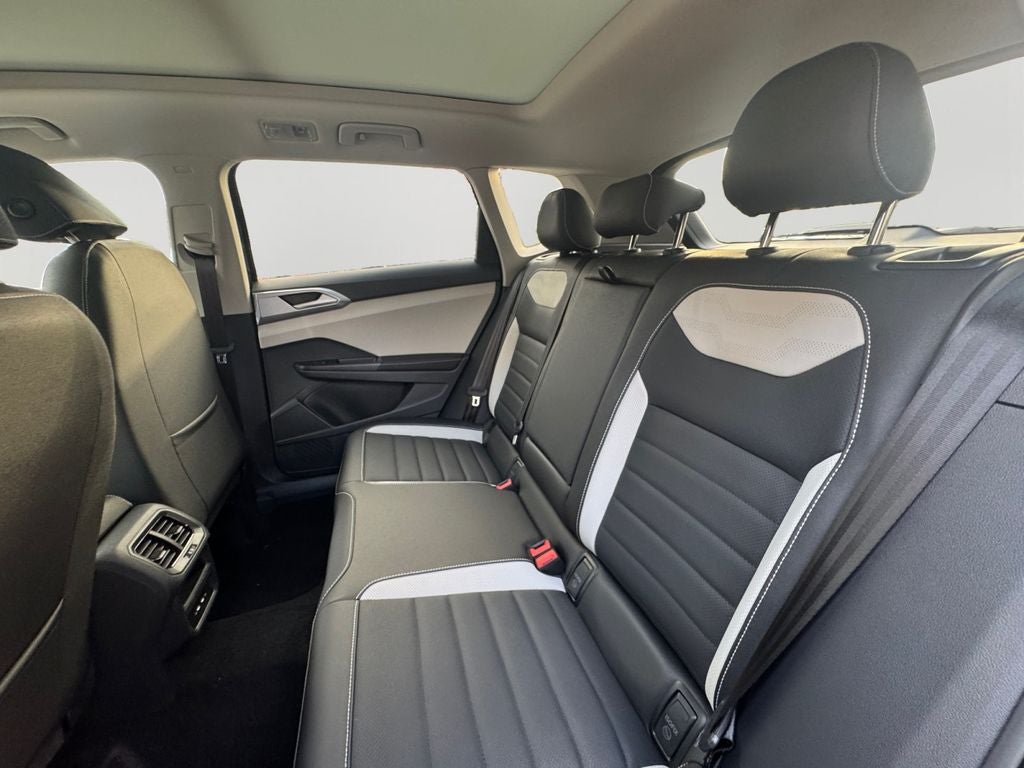 2026 Volkswagen Taos 1.5T SEL