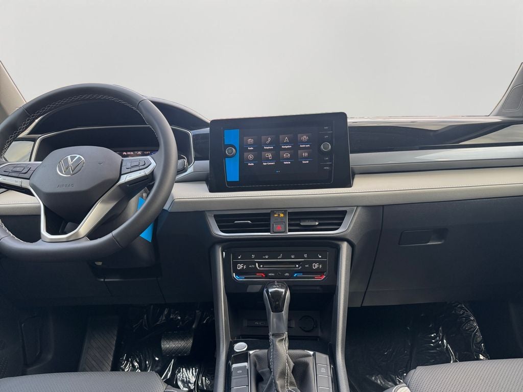 2026 Volkswagen Taos 1.5T SEL