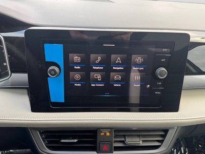 2026 Volkswagen Taos 1.5T SEL