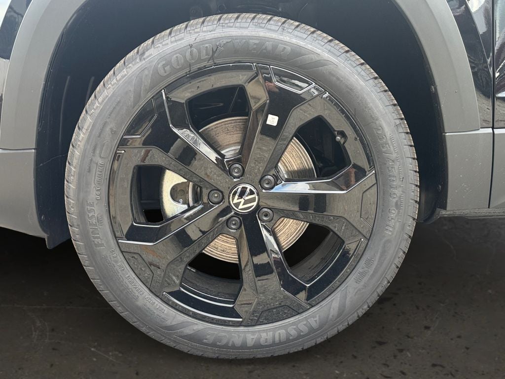 2026 Volkswagen Taos 1.5T SEL