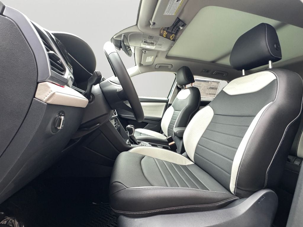 2026 Volkswagen Taos 1.5T SEL