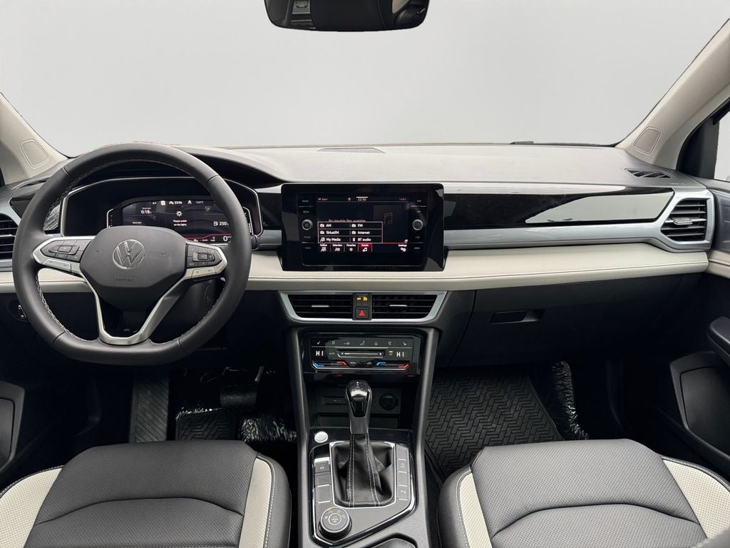 2026 Volkswagen Taos 1.5T SEL