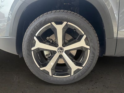 2026 Volkswagen Taos 1.5T SEL