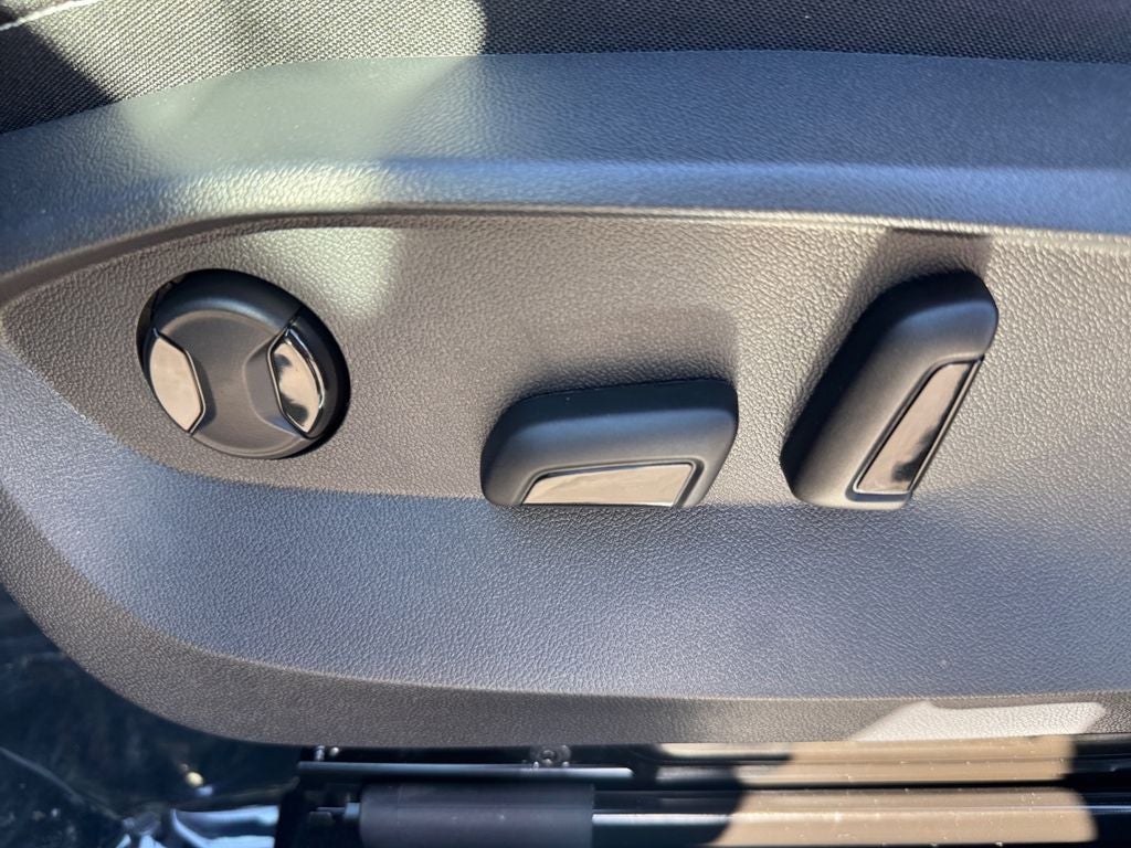 2026 Volkswagen Taos 1.5T SEL