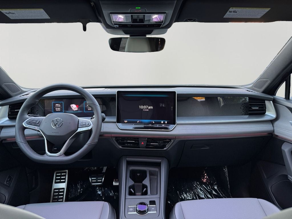 2025 Volkswagen Tiguan 2.0T SE R-Line Black