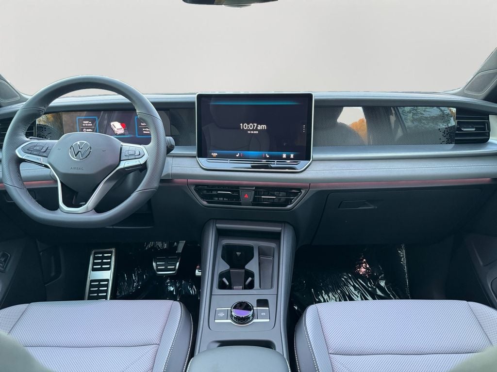 2025 Volkswagen Tiguan 2.0T SE R-Line Black