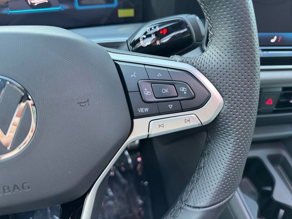 2025 Volkswagen Tiguan 2.0T SE R-Line Black