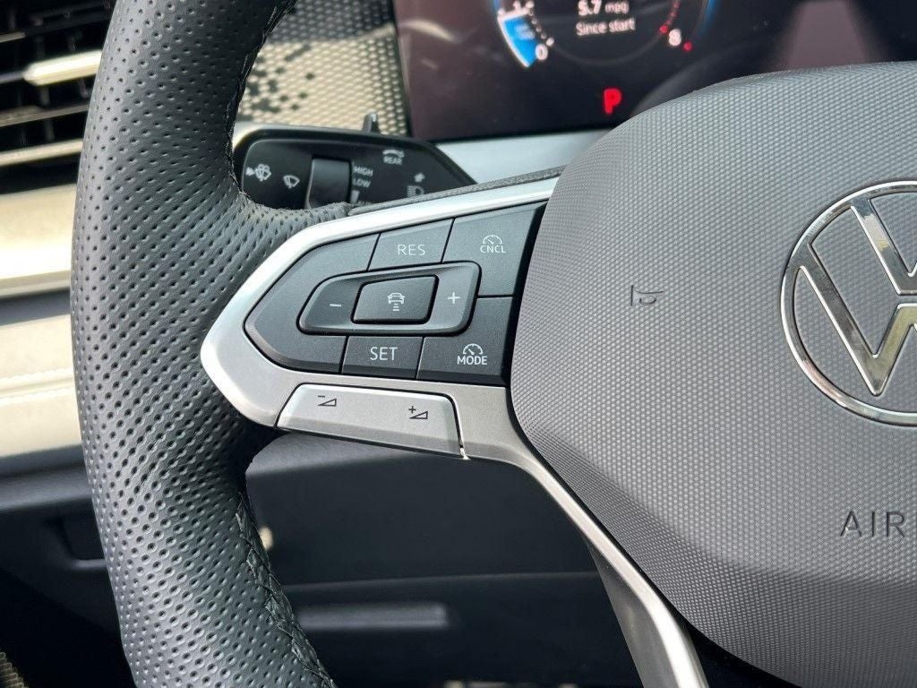 2025 Volkswagen Tiguan 2.0T SE R-Line Black