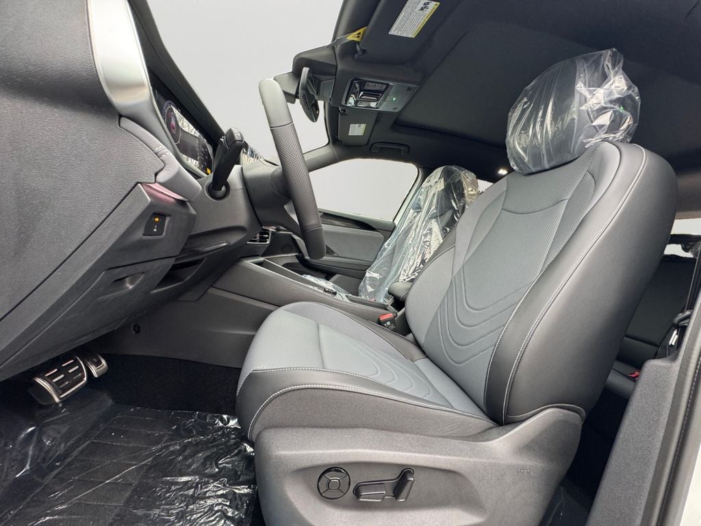 2025 Volkswagen Tiguan 2.0T SE R-Line Black