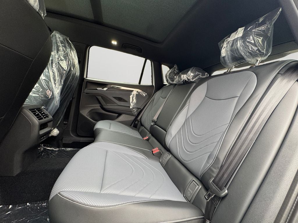 2025 Volkswagen Tiguan 2.0T SE R-Line Black