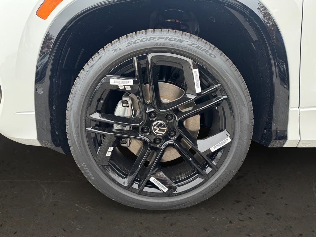 2025 Volkswagen Tiguan 2.0T SE R-Line Black