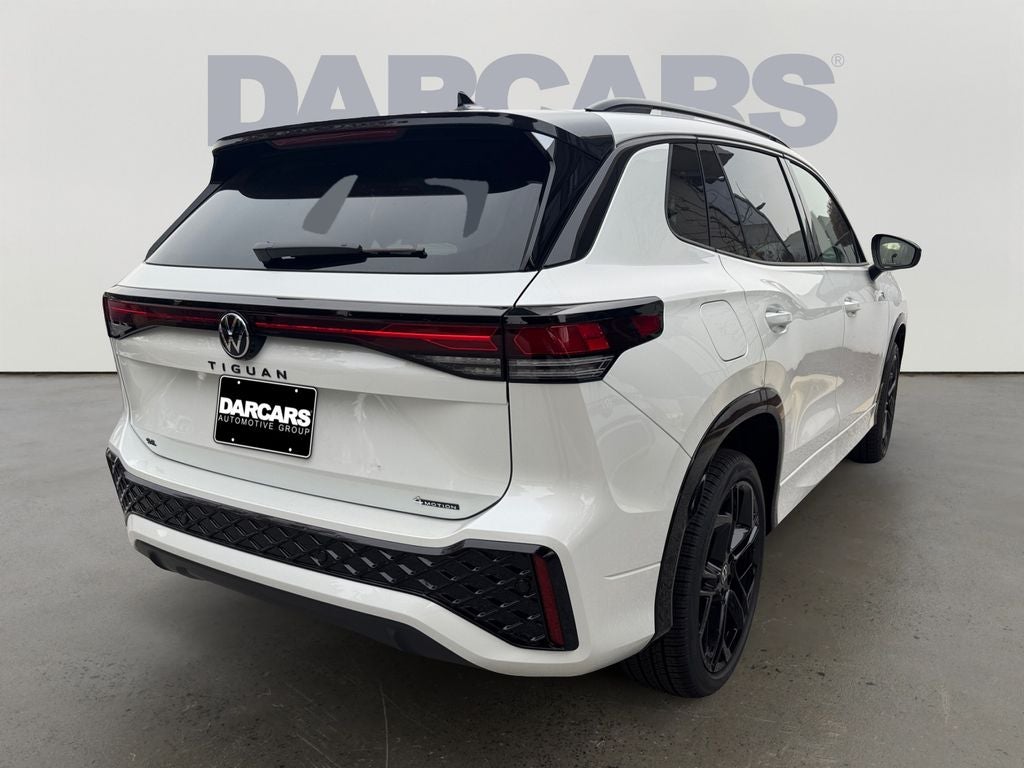 2025 Volkswagen Tiguan 2.0T SE R-Line Black