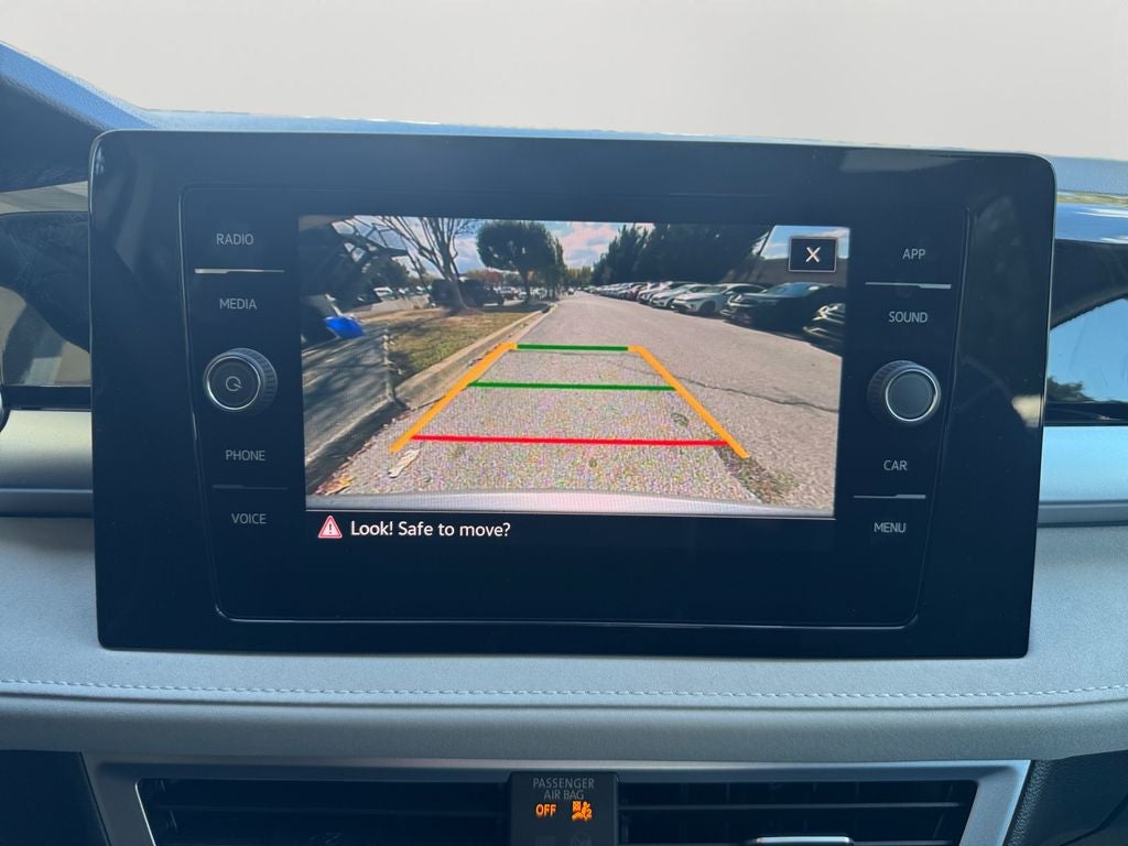 2025 Volkswagen Taos 1.5T SE