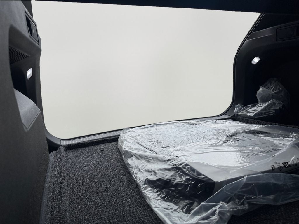 2026 Volkswagen Tiguan 2.0T SEL R-Line Turbo