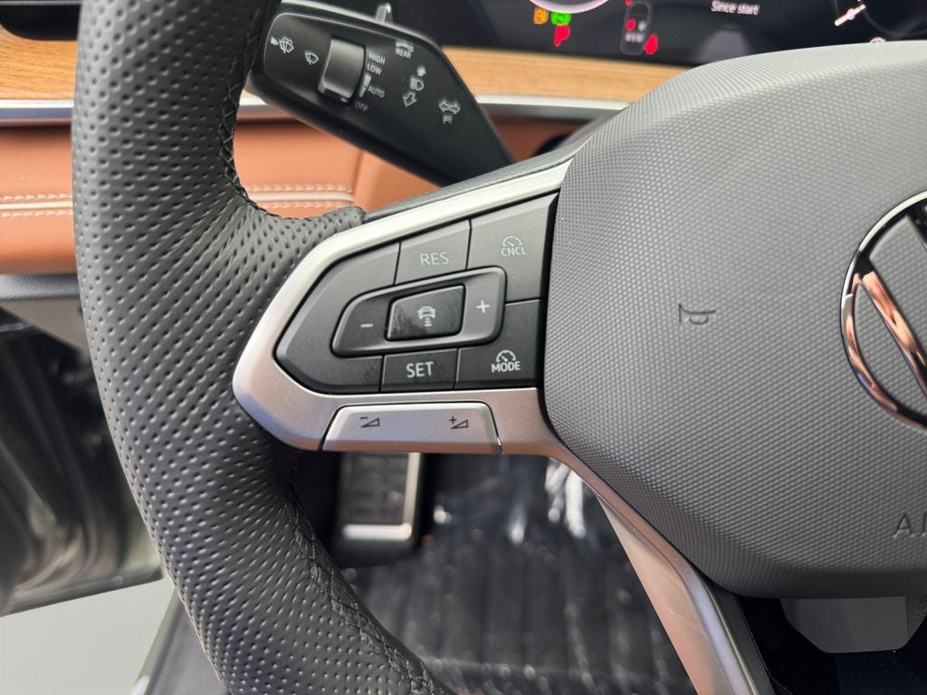 2026 Volkswagen Tiguan 2.0T SEL R-Line Turbo