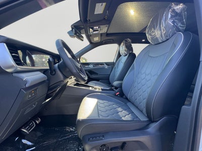 2026 Volkswagen Tiguan 2.0T SEL R-Line Turbo