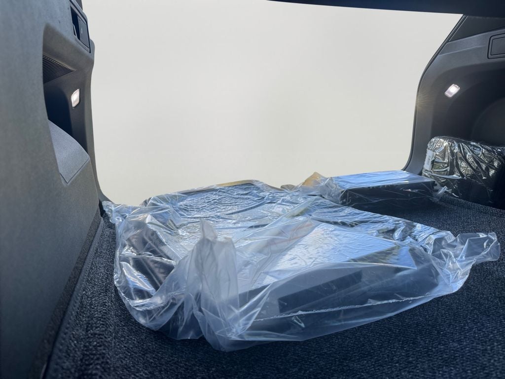 2026 Volkswagen Tiguan 2.0T SEL R-Line Turbo