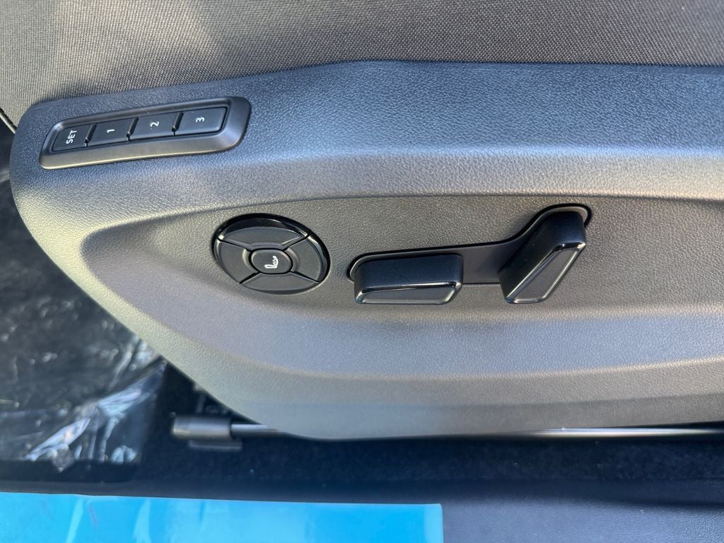 2026 Volkswagen Tiguan 2.0T SEL R-Line Turbo