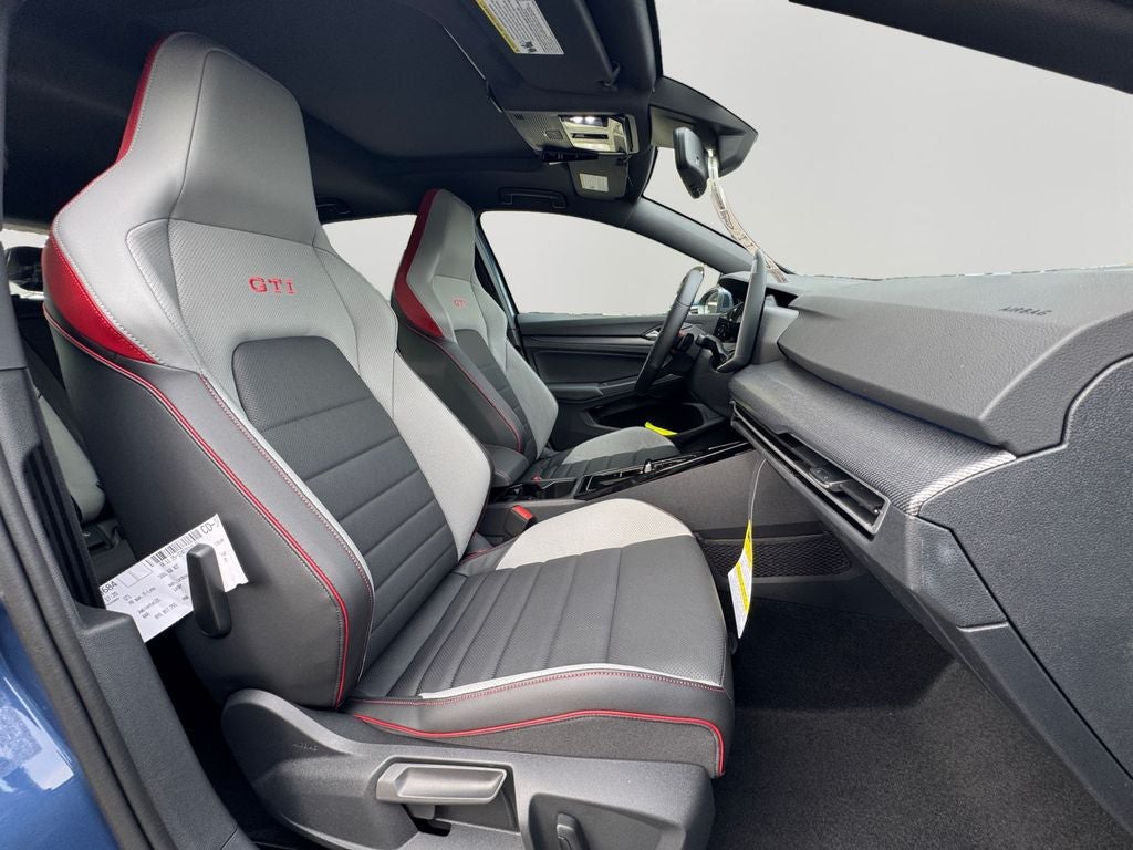 2025 Volkswagen Golf GTI 2.0T SE