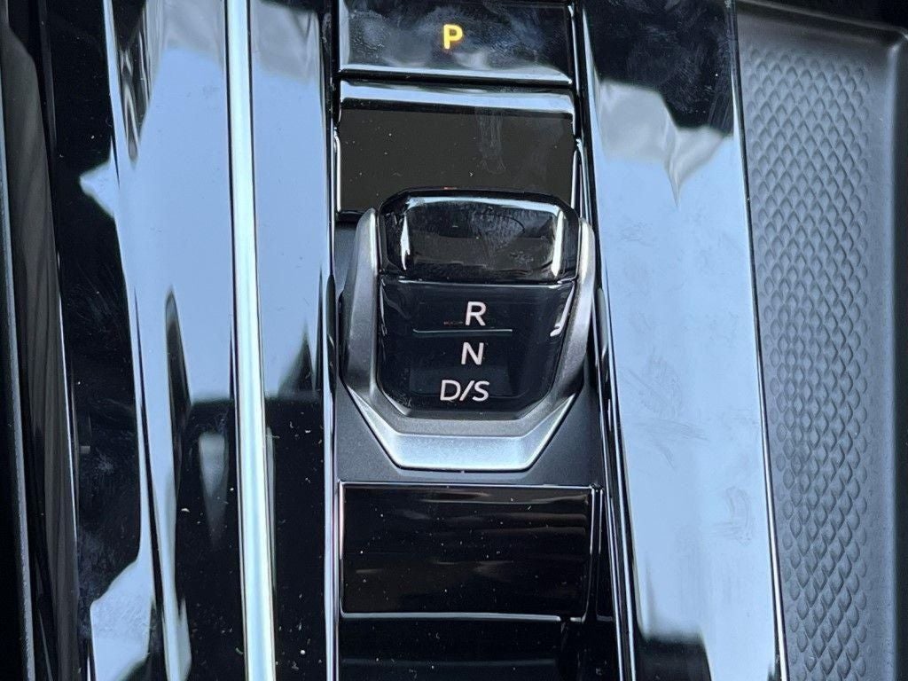 2025 Volkswagen Golf GTI 2.0T SE