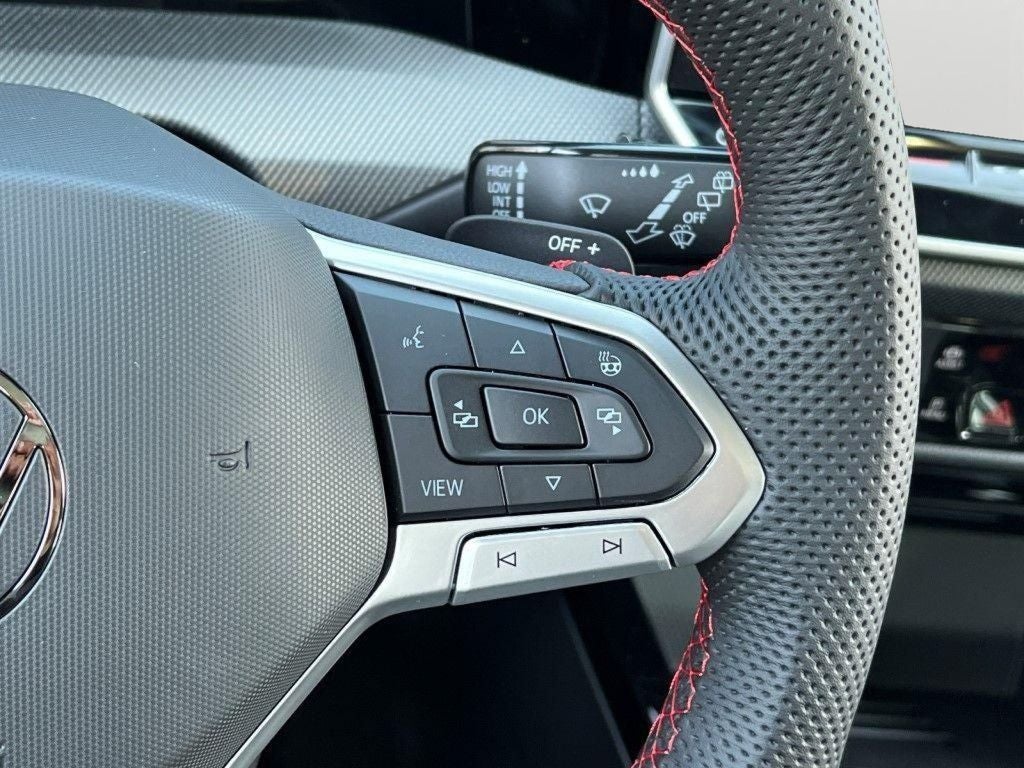 2025 Volkswagen Golf GTI 2.0T SE