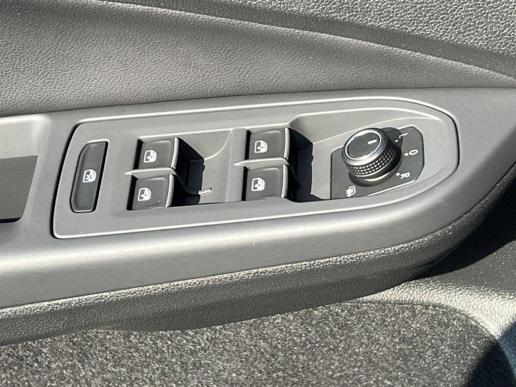 2025 Volkswagen Golf GTI 2.0T SE