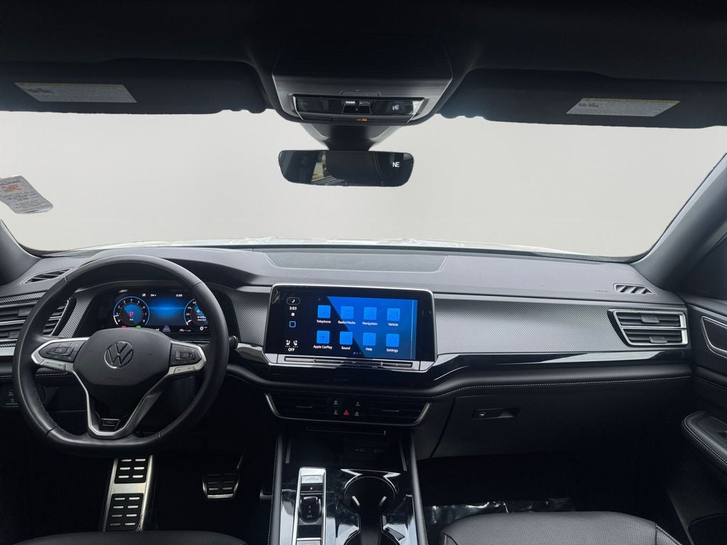 2024 Volkswagen Atlas Cross Sport 2.0T SEL R-Line