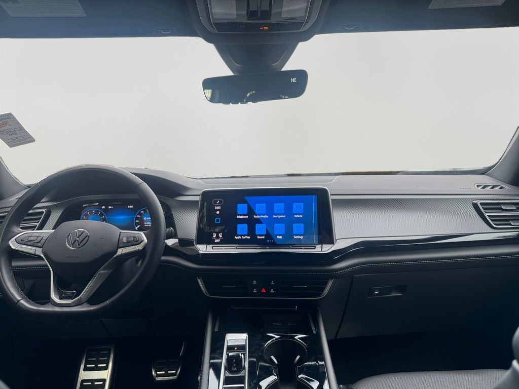 2024 Volkswagen Atlas Cross Sport 2.0T SEL R-Line