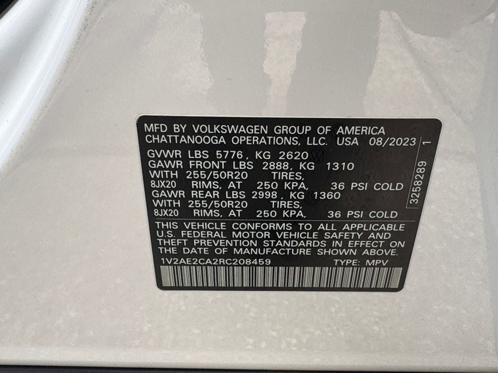 2024 Volkswagen Atlas Cross Sport 2.0T SEL R-Line