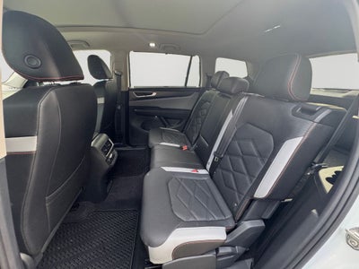 2024 Volkswagen Atlas 2.0T Peak Edition SEL