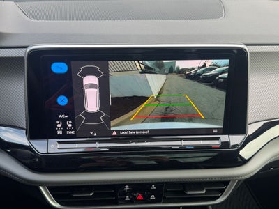 2024 Volkswagen Atlas 2.0T Peak Edition SEL