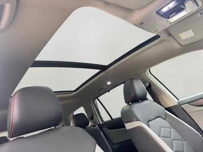 2024 Volkswagen Atlas 2.0T Peak Edition SEL